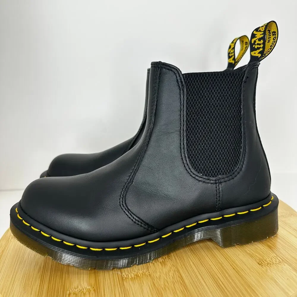 Dr. Martens Originals 2976 Smooth Black Leather Chelsea Boots Womens Size 7